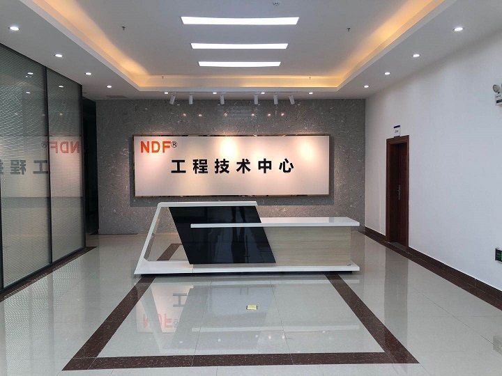 什么是薄膜電容,它與陶瓷電容的區(qū)別在哪里？